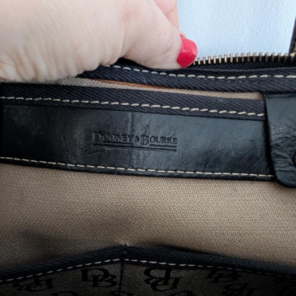 Dooney and Bourke Vintage Signature Monogram Tassel Purse Black - Picture 2 of 12